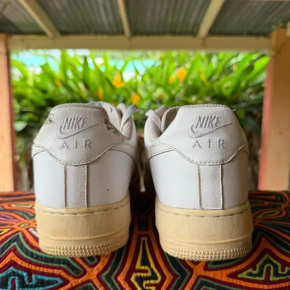 2009 Nike Air Force 1 Low White Sneakers‎ Mens Size 10.5 315122-111 Tenis Shoes